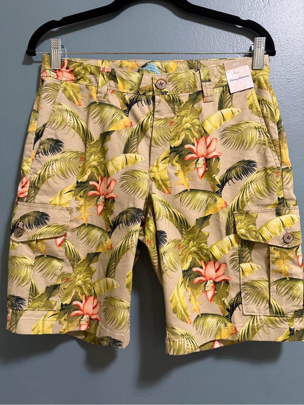 Tommy Bahama Boracay Cargo Orchid Shorts Tropical Floral Men’s Size 28 x 9 NEW